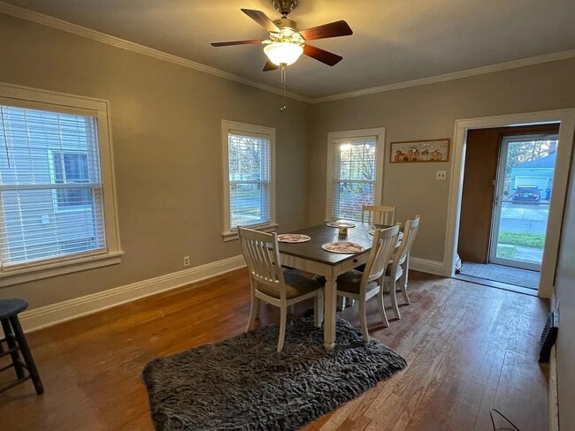 Building Photo - 926 N 12th St