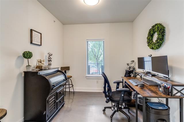 Building Photo - 5710 McCommas Blvd