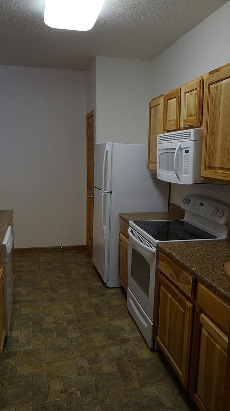 Courtyard Townhomes Kitchen - Courtyard Townhomes