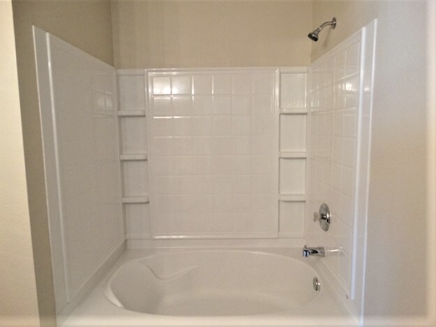 Building Photo - 5529 Hammermill Dr