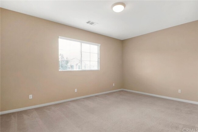 Building Photo - Spacious San Jacinto Home!