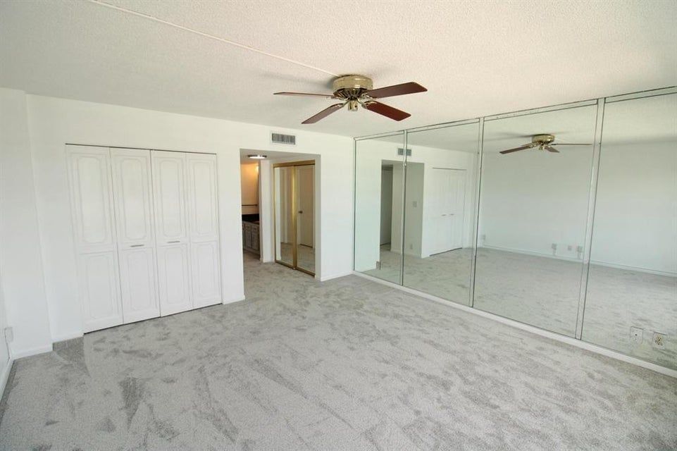 Building Photo - 3900 Galt Ocean Dr