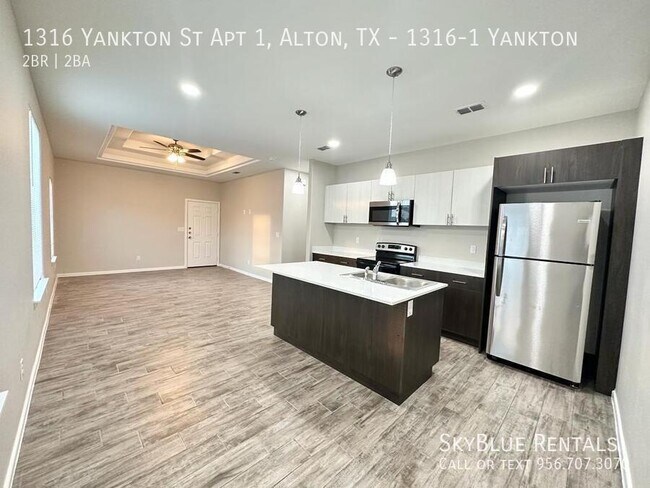 Building Photo - 1316 S Yankton St