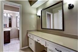 Building Photo - 12618 Misty Valley Dr