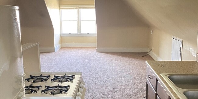 Primary Photo - Monaca Triplex (1535 Indiana Ave)