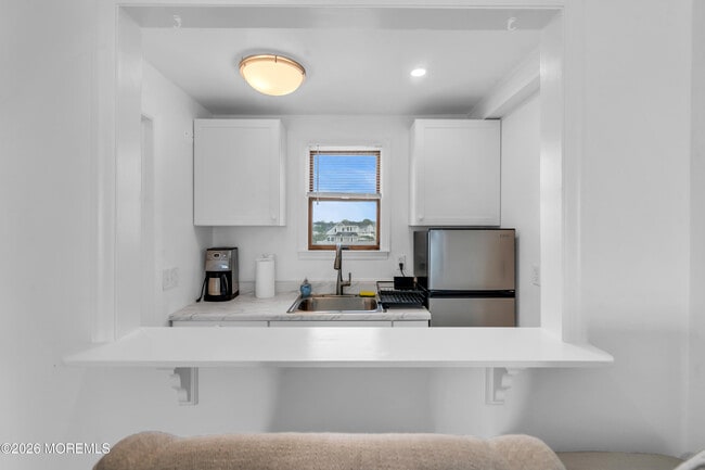 Building Photo - 55 Beach Front
