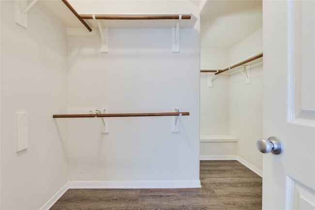 Building Photo - 1190 Stallion Ridge