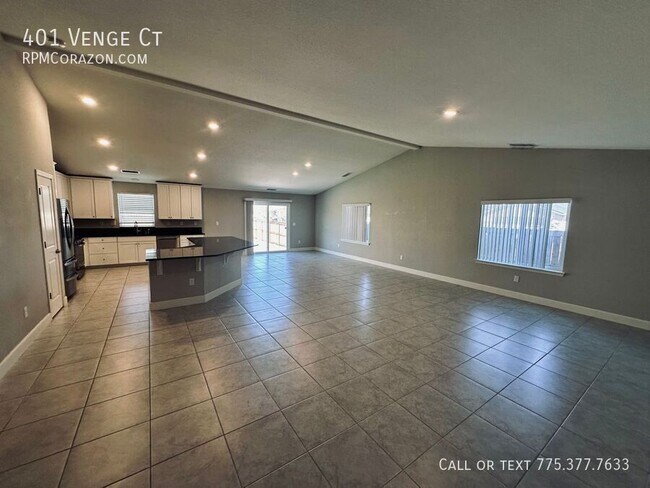 Building Photo - 401 Venge Ct