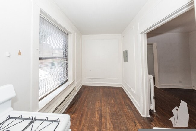Building Photo - 2241 N Bissell St