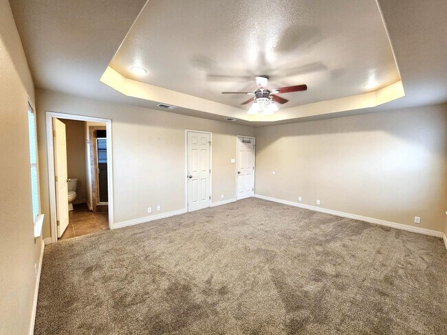 Building Photo - 204 Javier Dr