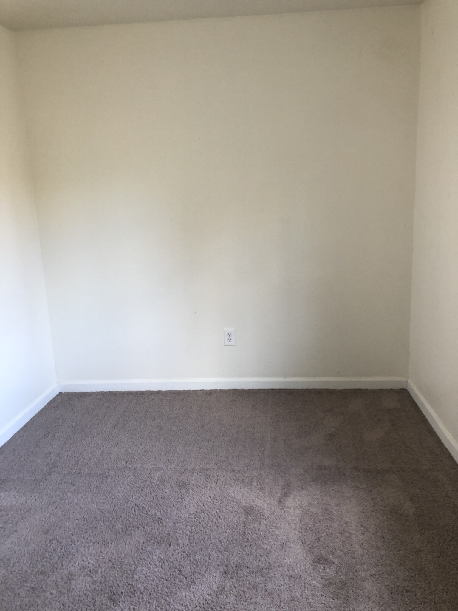 Building Photo - 1670 N Basie Point Cir