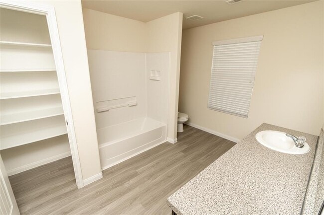 Building Photo - 5418 Plantation Forest Dr