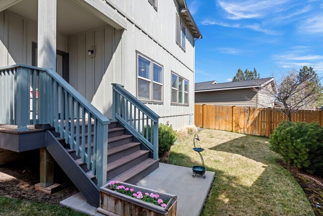 Building Photo - 61416 SE Lana Wy