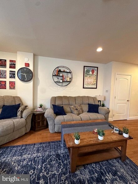 Building Photo - 3900 Terrace St