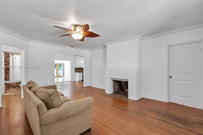 Building Photo - 260 SW 29th Rd