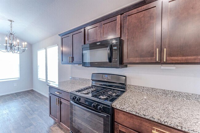 Building Photo - 317 Lily Pond Trl