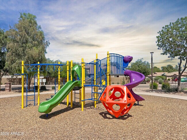 Building Photo - 3078 S Southwind Dr