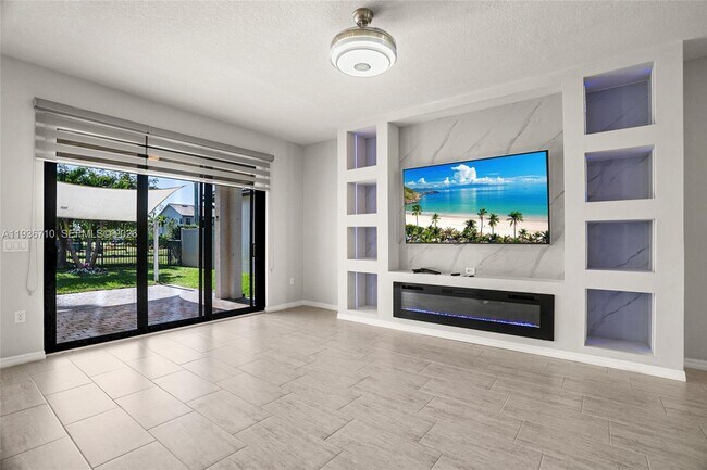 Building Photo - 8197 Hanoverian Dr