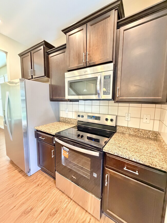 Building Photo - 3719 Landshire View Lane