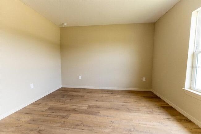 Building Photo - 2365 SW 168th Loop
