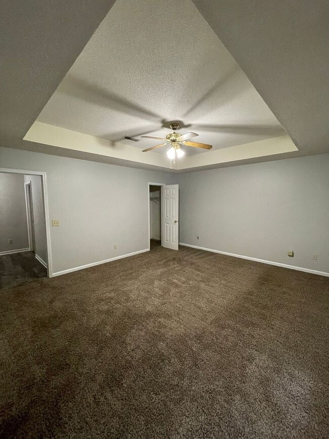 Building Photo - The Woodlands