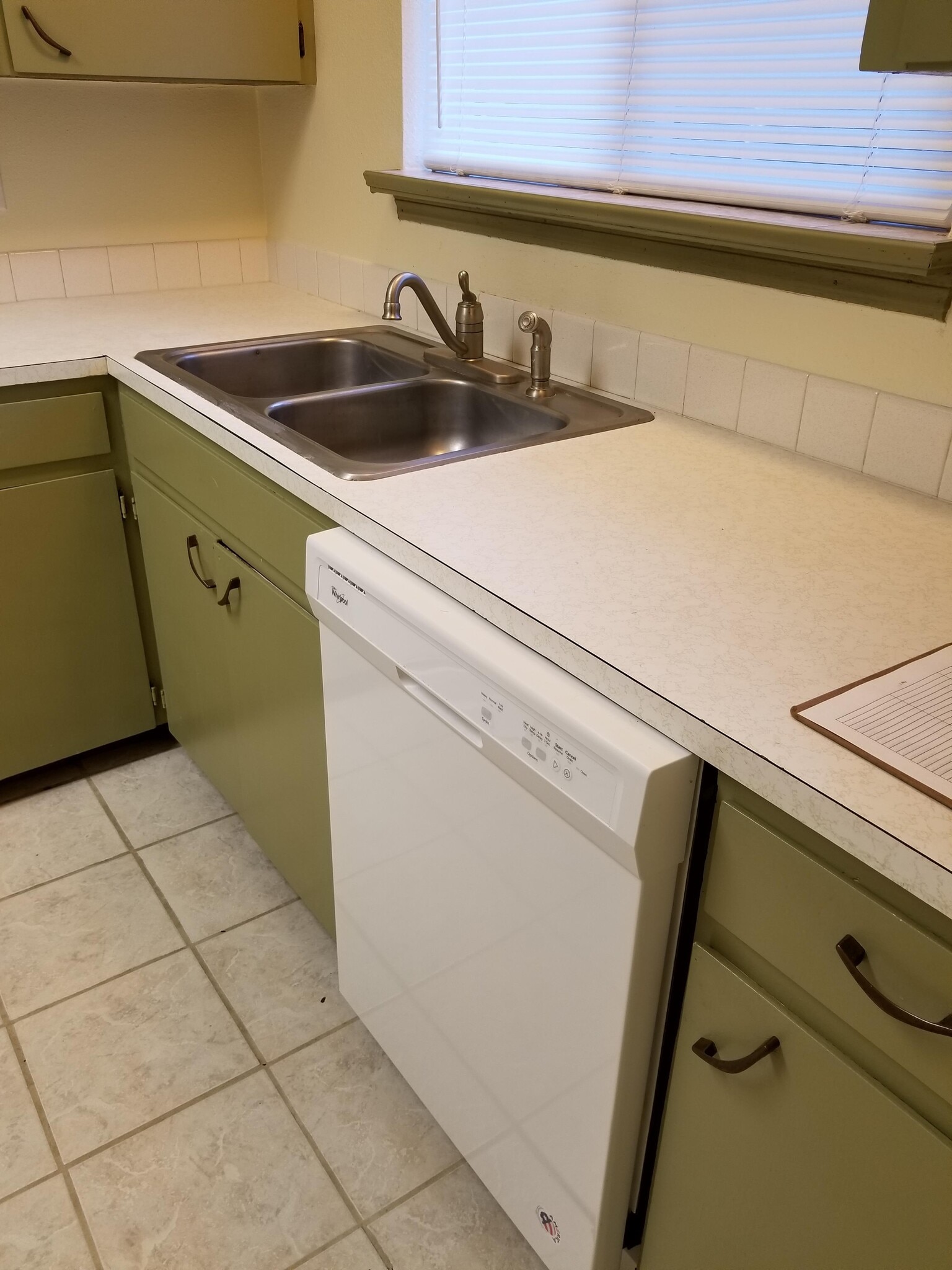 Building Photo - 511 Constitution Ave S