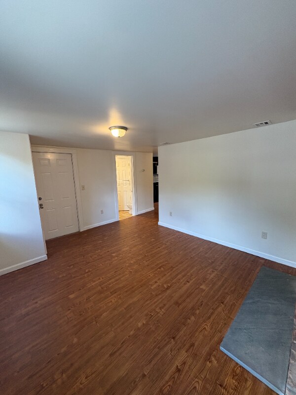 Building Photo - 15 Albany St