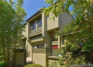 Building Photo - Renovated & Fully Furnished 3-Bedroom Home...