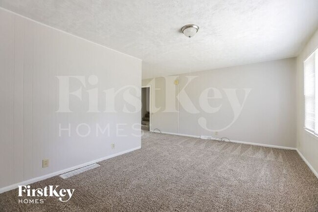 Building Photo - 8405 E 47th St