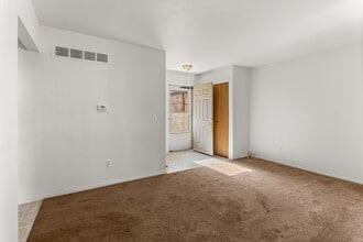 Building Photo - 3618 Heritage Pkwy