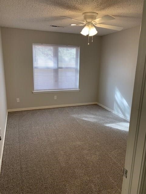 Building Photo - 4006 Watkins Ave