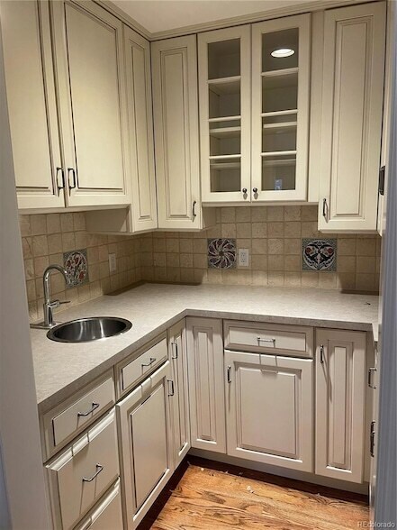 Building Photo - 5317 S Cimarron Rd