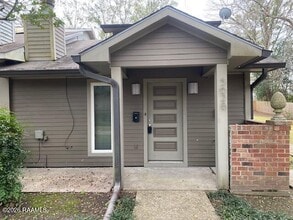 Building Photo - 5628 Moorstone Dr