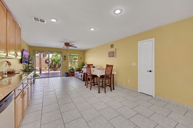 Building Photo - Southern Highlands 3 Bed 2 Bath Single-Story Home with Large Kitchen, Open Layout, Covered Patio