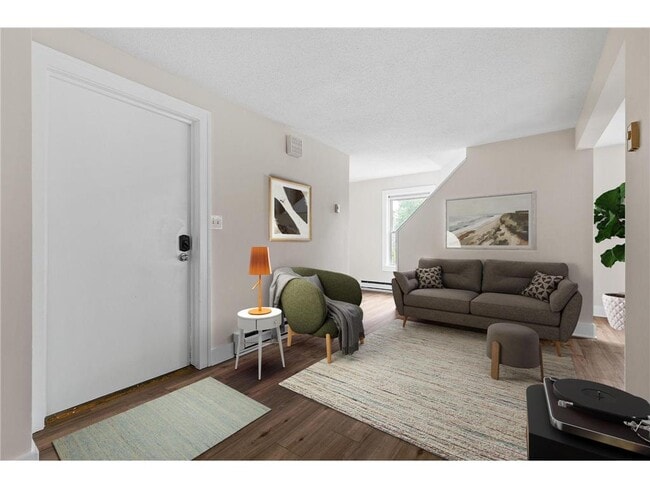 Building Photo - 2610 Dupont Ave S