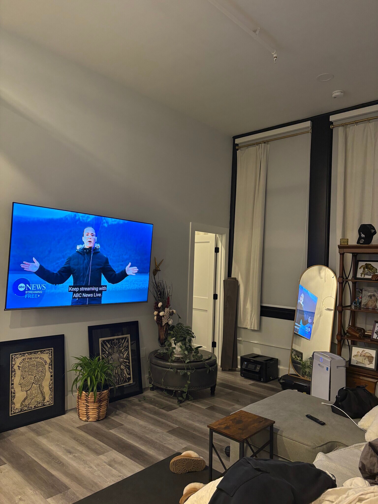 Building Photo - 72 Boisvert St