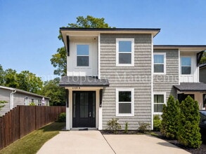 Building Photo - 2709 Worth Dr