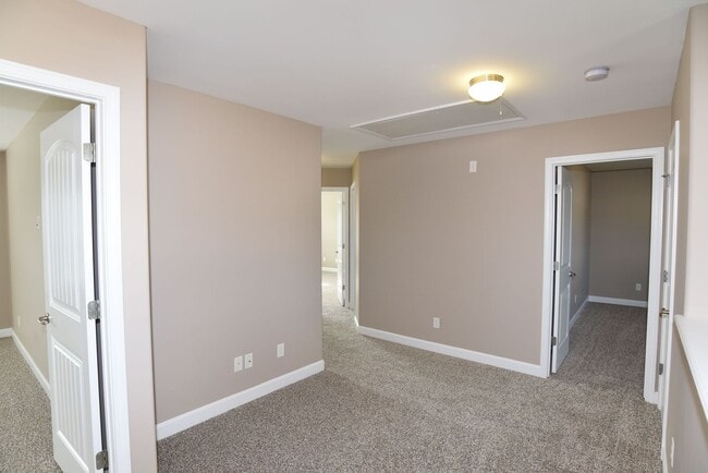 Building Photo - 179 Byron Dr