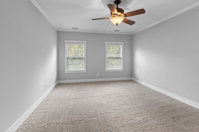 Building Photo - AVAILABLE NOW IN GERMANTOWN. Great Walkable Neighborhood! 3 Bed 2.5 Bath Town Home. $3,100 Per Month