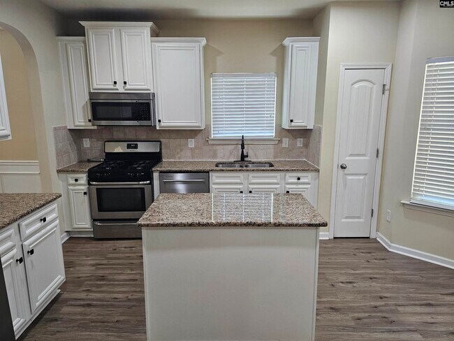 Building Photo - 296 Knight Valley Cir