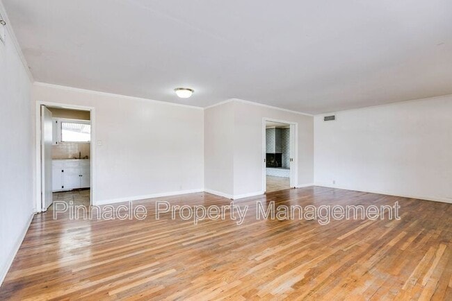 Building Photo - 2618 A&M