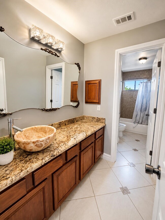 Building Photo - 18315 Brenwood Manor Dr