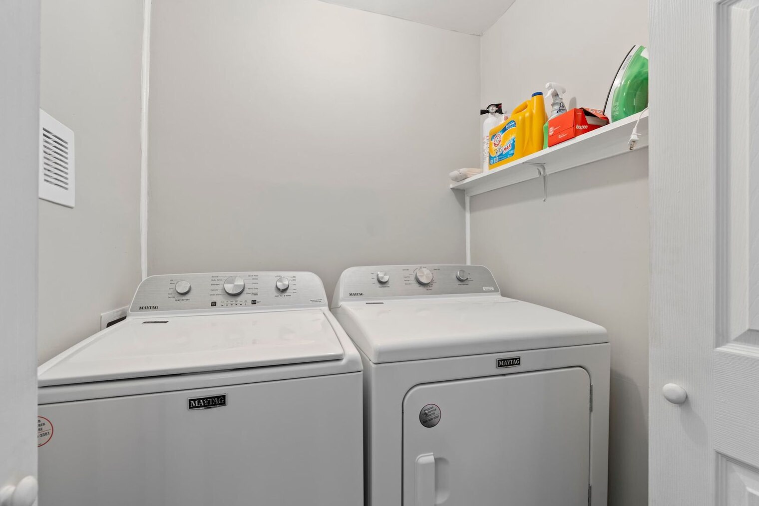 Building Photo - 30 N Auburndale St