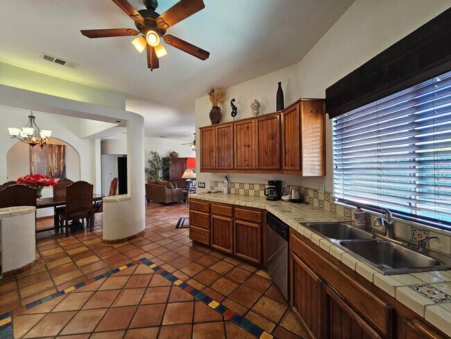 Building Photo - 52225 Avenida Obregon