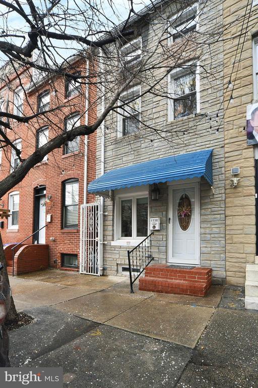 Building Photo - 1730 Gough St