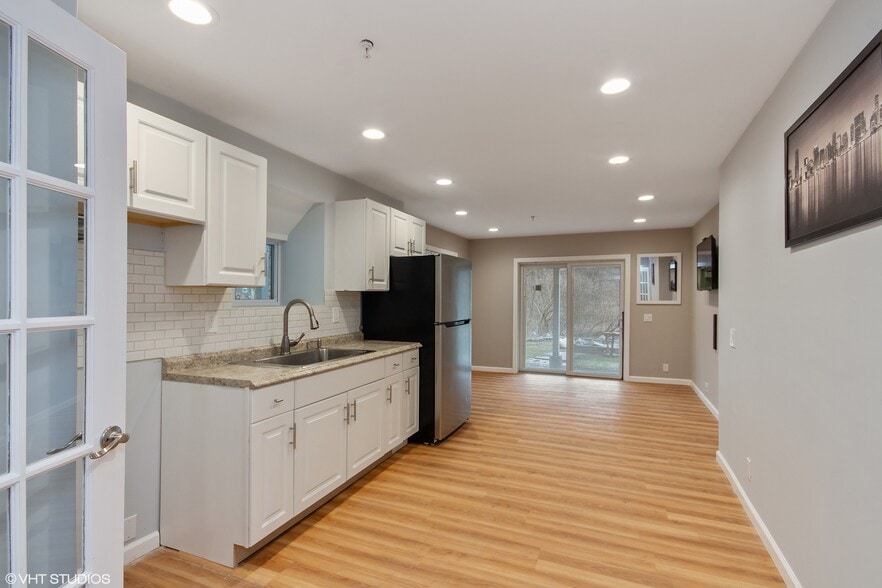 4A. Kitchen - 275 croton dam road