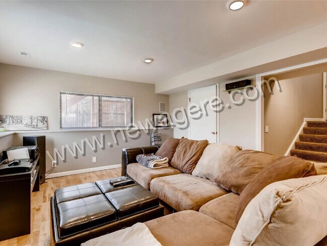 Building Photo - GORGEOUS Renovated Home in Cherry Creek Sc...