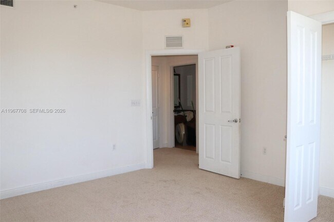 Building Photo - 7615 Heritage Crossing Way