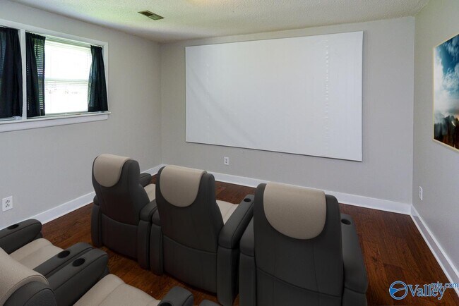 Building Photo - 12122 Chicamauga Trail SE