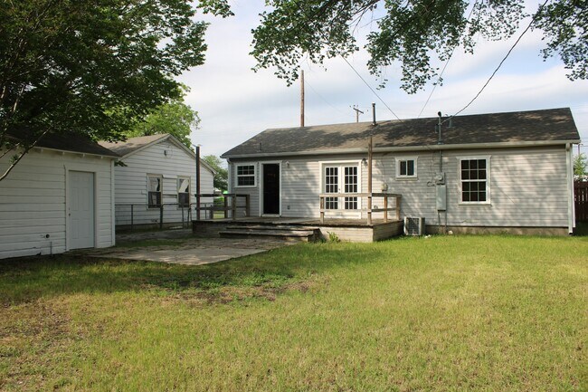 Building Photo - 1237 Centerville Rd